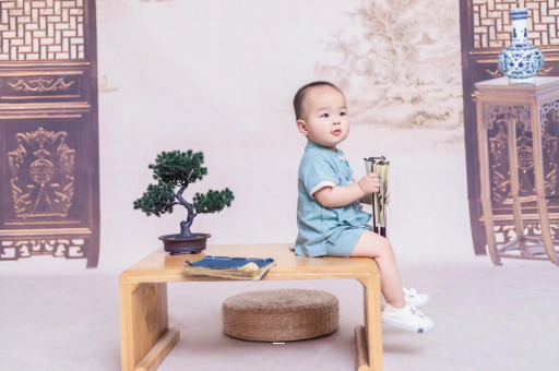 莘县四个月宝宝可以坐着吗
